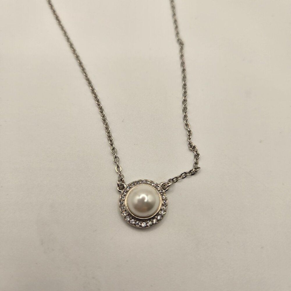 Vera Bradley Silver Pearl Pendant Necklace CZ Accents New